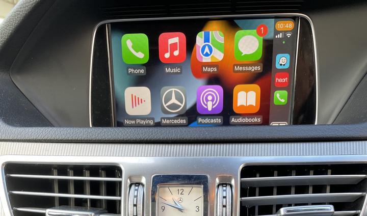 Mercedes 2015 / 2016 E Class W212 Factory CarPlay and Android Auto retrofit