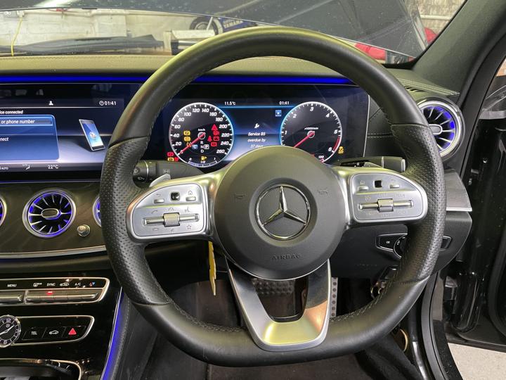Mercedes E (W213) facelift steering wheel