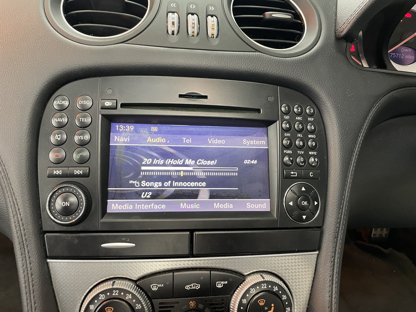 Bluetooth Streaming with Track and Album titles
