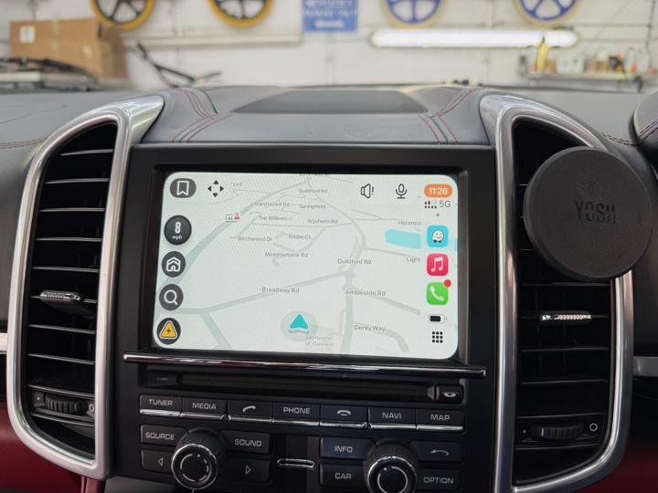 Porsche PCM3.1 / PCM3 / PCM4 Cayenne Apple CarPlay and Android Auto